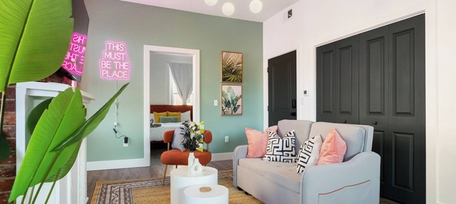 Charming 1-Bedroom Apartment in Lovely Pittsburgh With AC