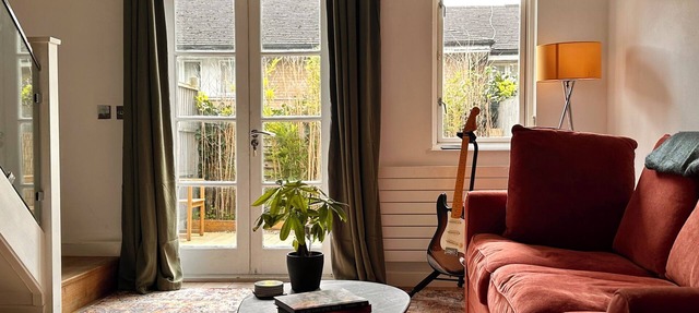 Charming 1-Bedroom House in Wonderful London with WiFi