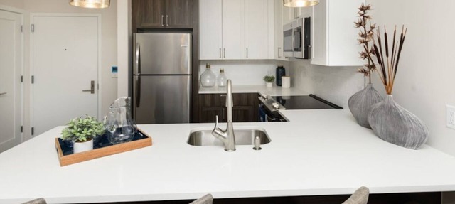 Charming 1-bedroom in Guilderland with AC, WiFi For 55 and up Community