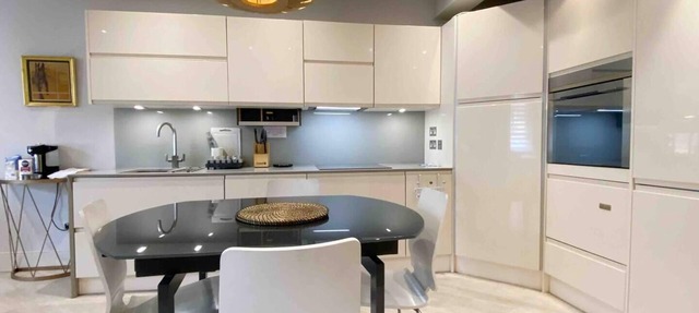 Charming 2-Bed Apt with 2 bathtub central London