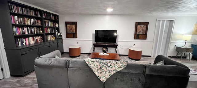 Charming 2-bed private suite at The House on the Hill in marvelous Cave Spring