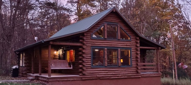 Charming 2-bedroom cabin in pleasant Waterfall