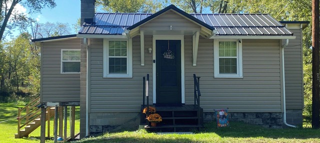 Charming 2-bedroom Cottage by the River