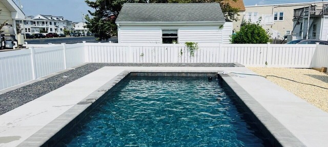 Charming 2BR Front Cottage ~Pets Considered ~Pool