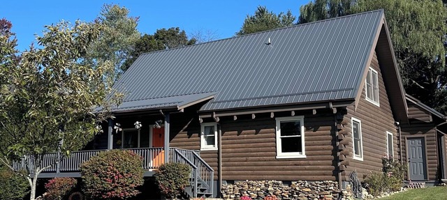 Charming 3-bedroom cabin with 10 mins to Virginia Tech
