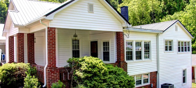 Charming 3-bedroom vacation home in Greeneville
