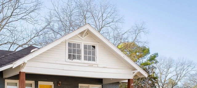 Charming 4-bedroom 3bath house in terrific Florence with WiFi, AC
