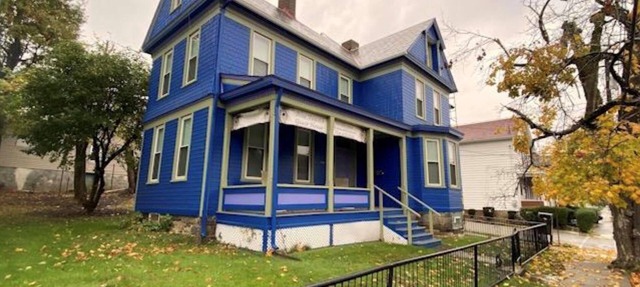 Charming 4-bedroom family friendly house in Monongahela. Make yourself at home!