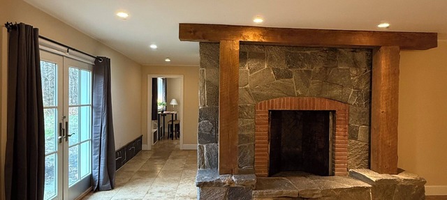 Charming 4-BR + 6 bathroom chateau with WiFi, in Marlborough view on Monadnock