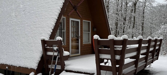 Charming A-Frame Near all the Best parts of the Berkshires!