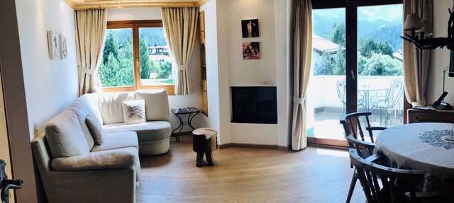 Charming apartment, stunning lake and mountain views in Engadine St Moritz