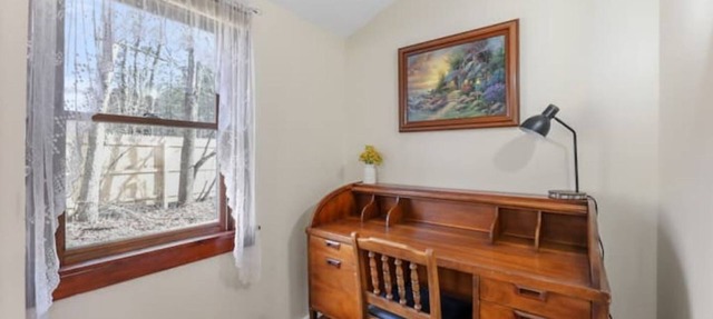Charming Ashley Falls Getaway