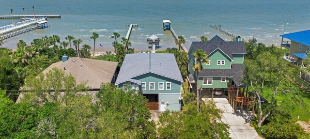 Charming Bayfront Home w/Pool, Pier, and Firepit