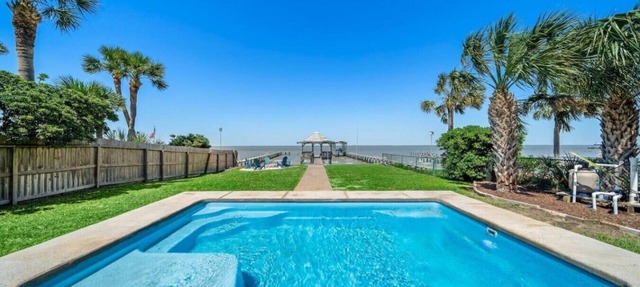 Charming Bayfront Home w/Pool, Pier, and Firepit