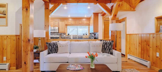 Charming Berkshires Retreat – Minutes to Williamstown