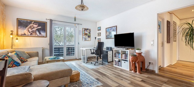 Charming Boutique Apartment with Balcony and Wi-Fi