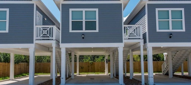 Charming cabin with full kitchen! Unit 4/6