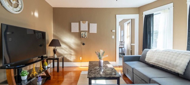Charming Chicopee Getaway
