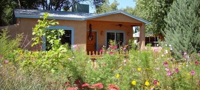 Charming Corrales Casita