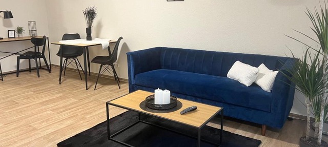 Charming Homes - Studio 10