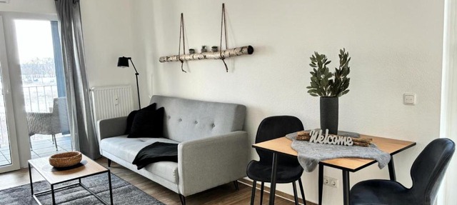 Charming Homes - Studio 15