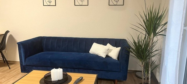 Charming Homes - Studio 10