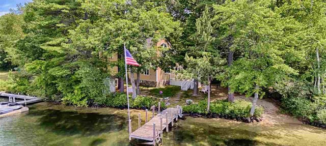 Charming Lakefront Cottage on Winter Harbor – Your Perfect Escape