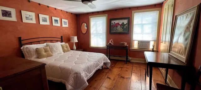 Charming Lambertville Home!
