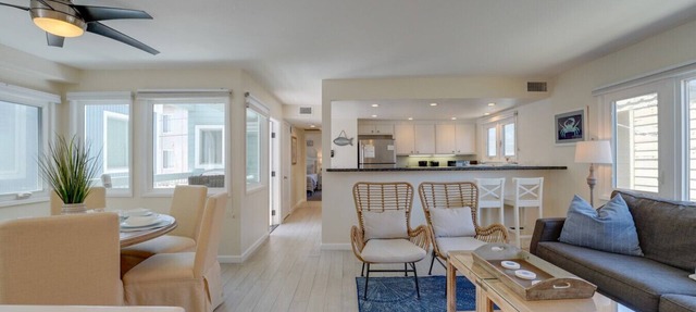 Charming Mission Beach Retreat!