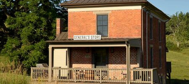 Charming Retreat: Pet-Friendly Classic Rental for Outdoor Activities in Pulaski County, VA