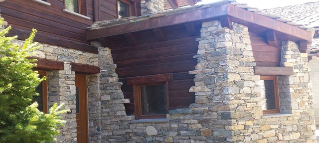 Charming small independent villa in Valnontey, true and only the heart of the Gran Paradiso