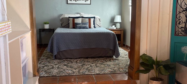 Charming Sonoita Studio