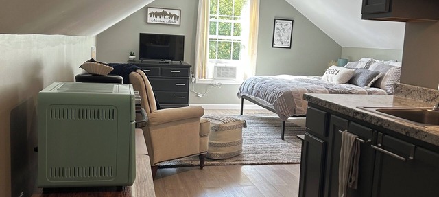 Charming Studio Near Sunapee