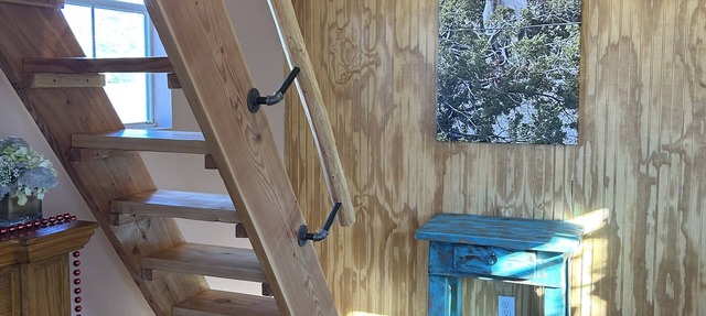 Charming Tiny House/Placitas Casita with great location, views, and Privacy