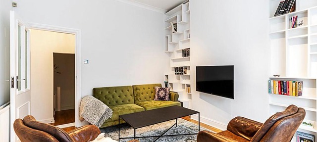 Charming Two-Bedroom Flat in West Hampstead