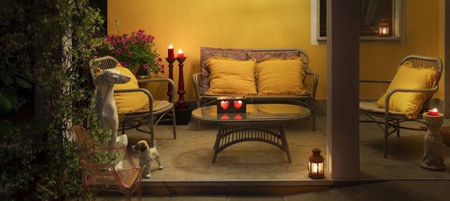 Charming Venetian style Villa with garden and patio, Free park and free Wi-Fi.
