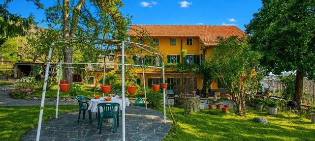 Charming Villa I Tre Archi, Pisano, Italy