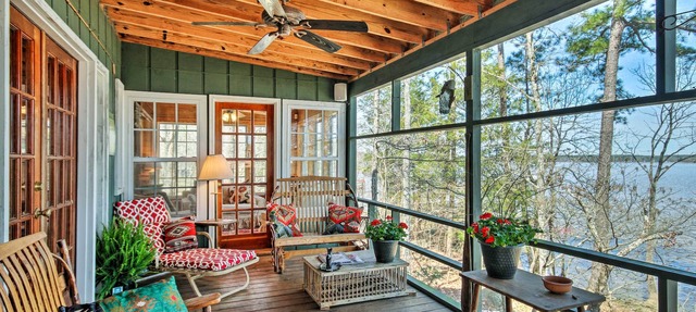 Charming Waterfront Ridgeway Cabin w/Dock!