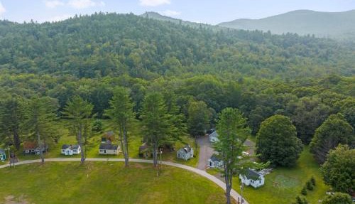 Charming Woodstock Skylight Retreat-10 Min to Loon