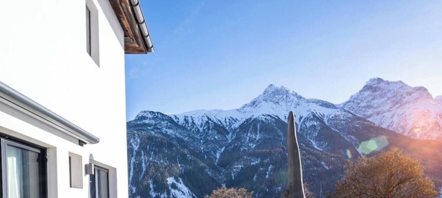 Chasa Vital - High-quality vacation apartment with an elegant ambience in Sent