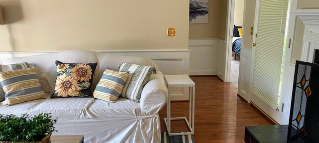 Cheerful & Spacious 3 Bedroom Home