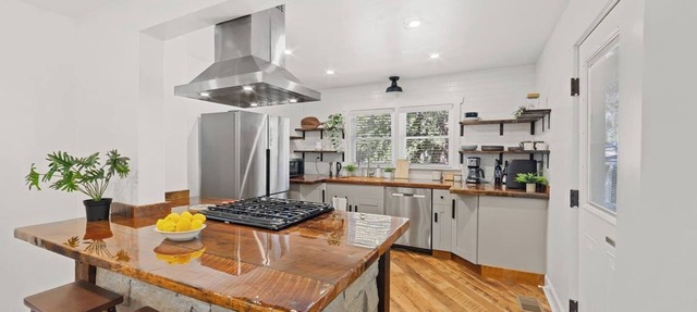 Chef's Kitchen; 2 King Beds with 55" TV's & Bunk Bed, 70" TV in Living Room