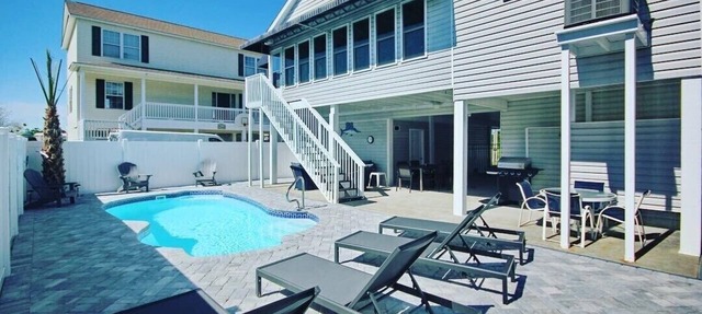 Cherry Grove/North Myrtle Beach Luxury Vacation Home, Private Pool, Pet Friendly