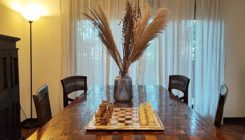 Chess House - Spacious Apartment with Terrace