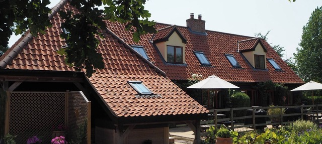 CHESTNUT TREE BARNS: CEDAR COTTAGE, pet friendly in Bungay