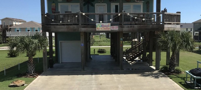 Chillin Beach at Crystal Beach, 976 Stingaree