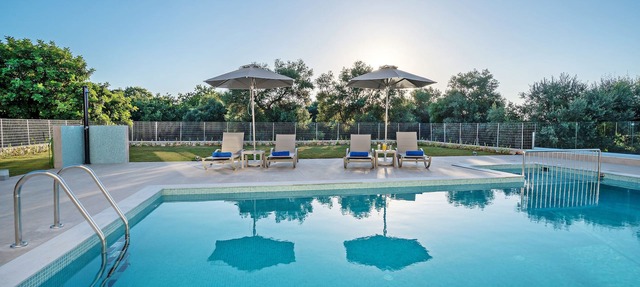 Chloe,New Luxurious modern villa, private big pool, picturesque surroundings