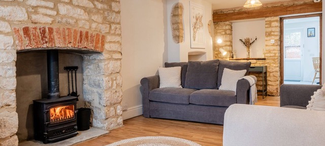 Churn View - a cottage that sleeps 4 guests in 2 bedrooms