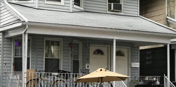 Classical American House 4