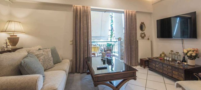 Classy Spacious Apartment in Irakleio, Athens
